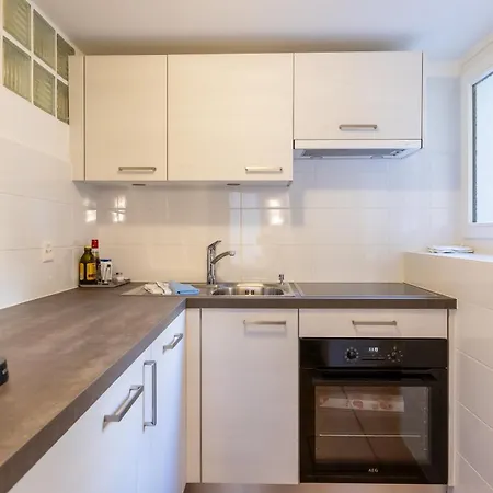 Residenza Motta Apartment